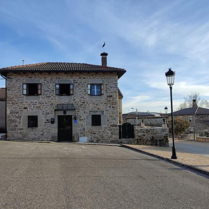 La Casa De La Tina Villa Porquera de Santullan Exterior foto